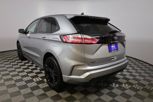 Certified 2024 Ford Edge ST-Line AWD/4WD image 7
