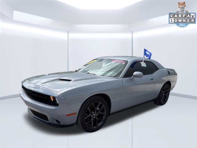 Used 2021 Dodge Challenger SXT w/ Blacktop Package RWD image 3