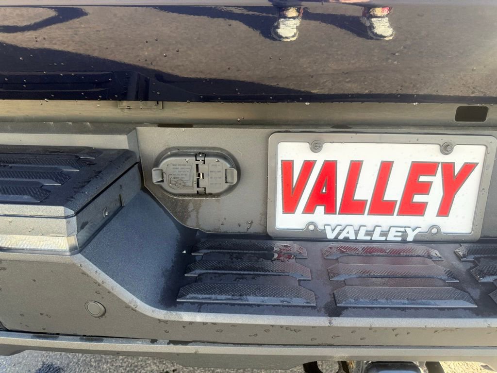 Used 2022 Toyota Tundra Platinum w/ Advanced Package image 46