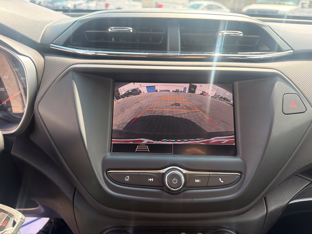 Used 2021 Chevrolet TrailBlazer LS FWD image 32