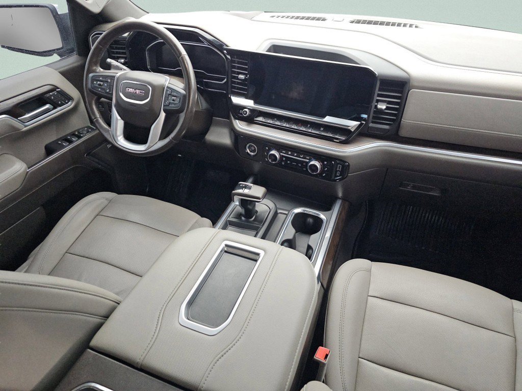 Used 2022 GMC Sierra 1500 SLT w/ SLT Convenience Package image 21