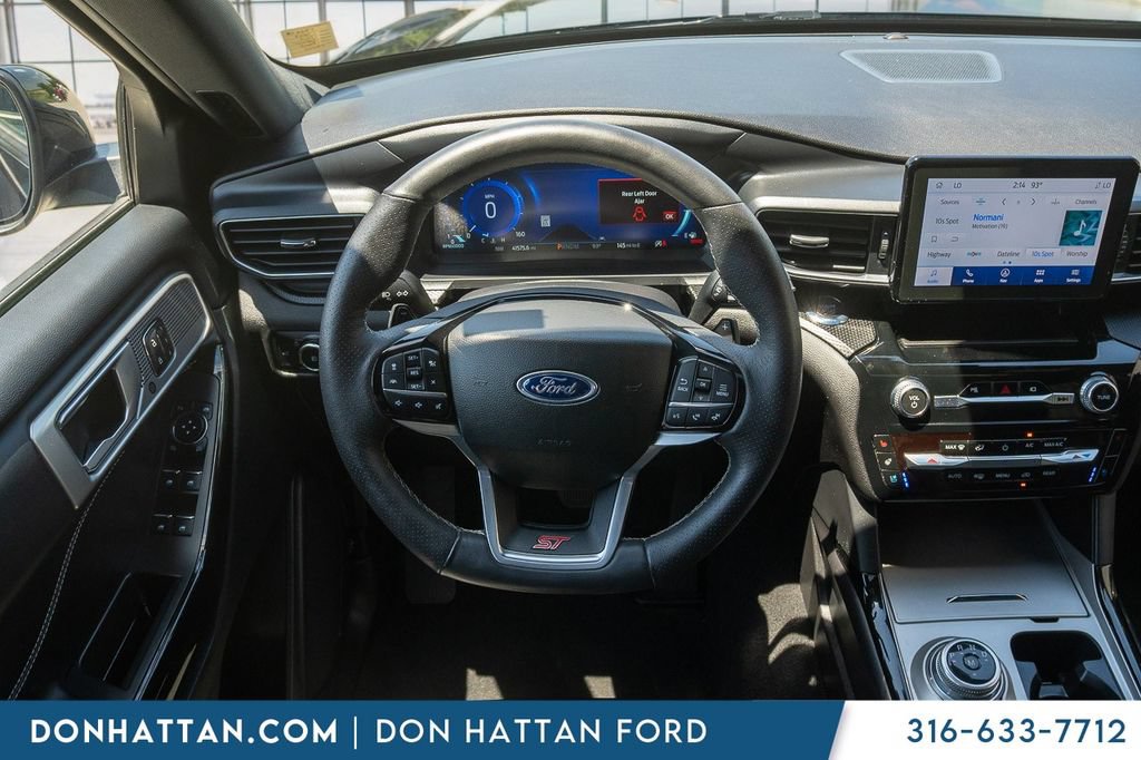 Certified 2023 Ford Explorer ST w/ Equipment Group 401A AWD/4WD image 5