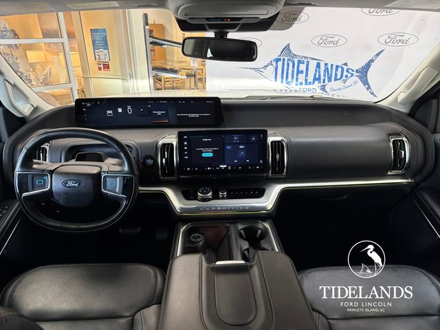Certified 2025 Ford Expedition Platinum AWD/4WD image 16