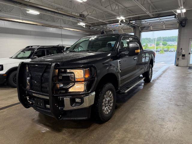 Certified 2022 Ford F350 XLT w/ XLT Premium Package AWD/4WD image 3