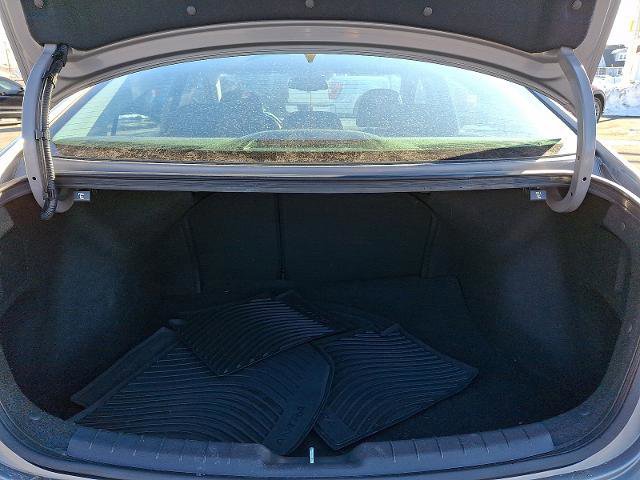 Used 2020 Hyundai Elantra Value Edition w/ Winter Weather Package image 28