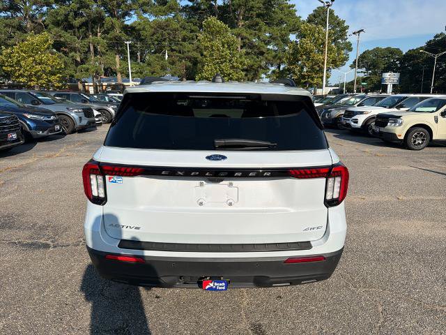 Certified 2025 Ford Explorer Active AWD/4WD image 6