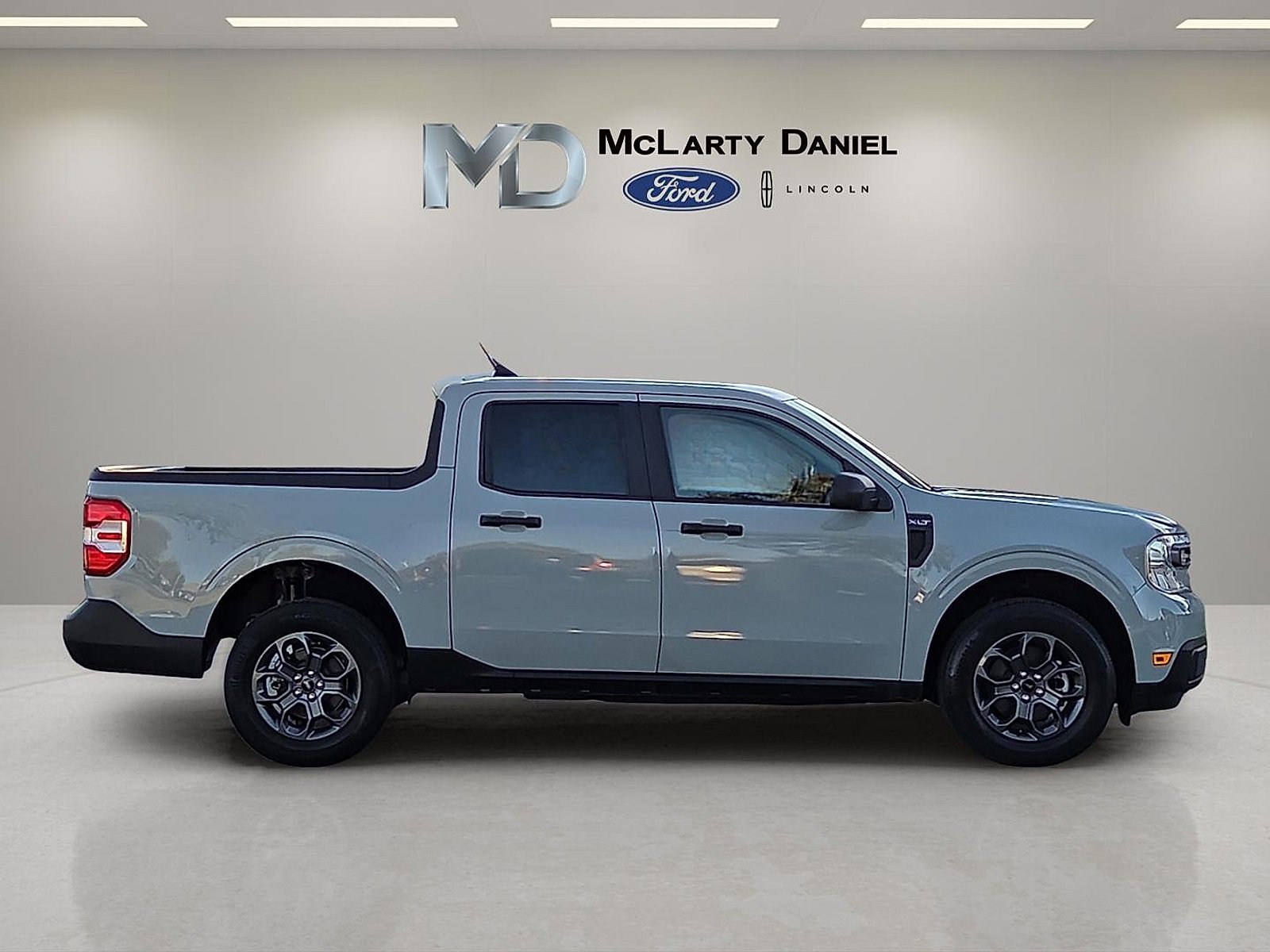 Certified 2022 Ford Maverick XLT image 6