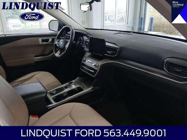 Certified 2024 Ford Explorer XLT w/ Equipment Group 202A AWD/4WD image 17