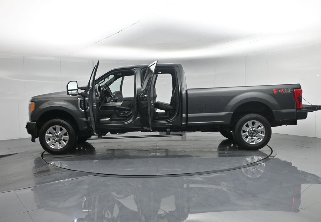 Certified 2018 Ford F350 Platinum w/ Platinum Ultimate Package image 68