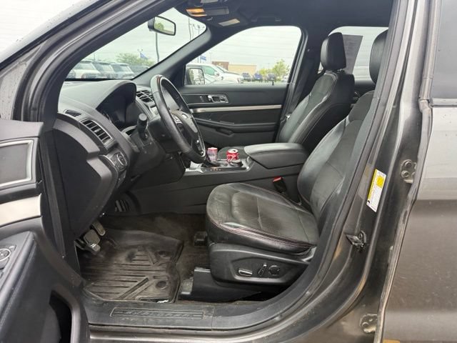 Certified 2018 Ford Explorer XLT w/ Equipment Group 202A AWD/4WD image 15