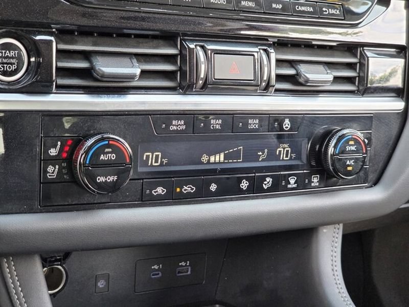 Used 2024 Nissan Pathfinder Platinum FWD image 26