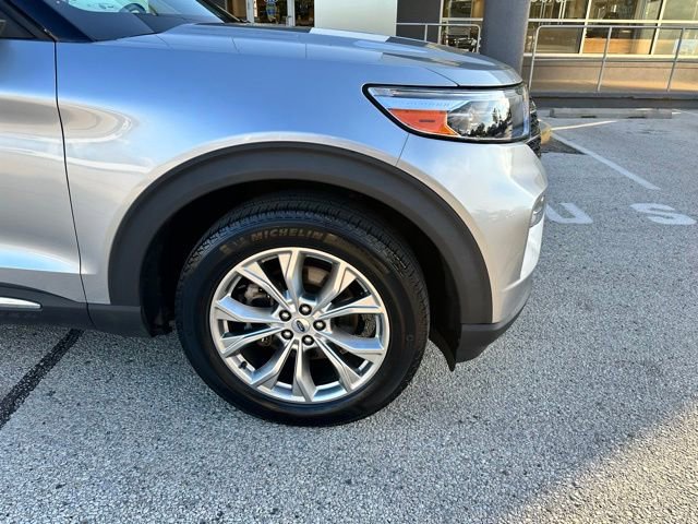 Certified 2021 Ford Explorer XLT w/ Equipment Group 202A AWD/4WD image 86