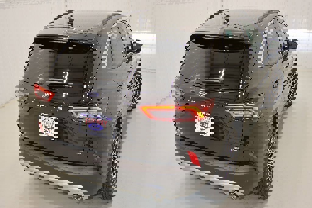 Certified 2024 Ford Escape SE image 15