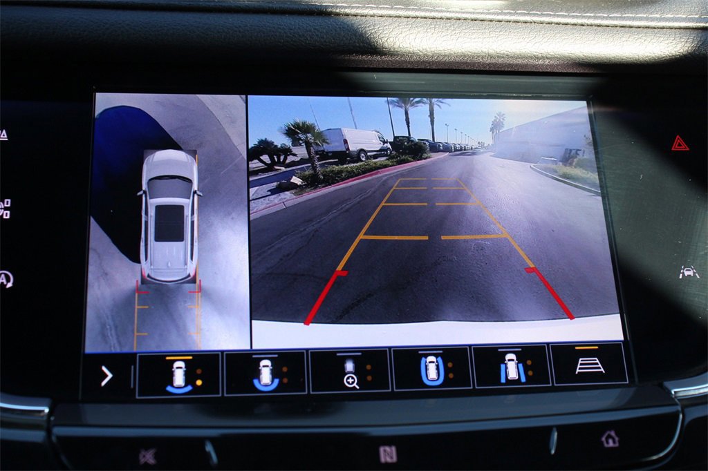 Used 2020 Cadillac XT6 Premium Luxury image 34