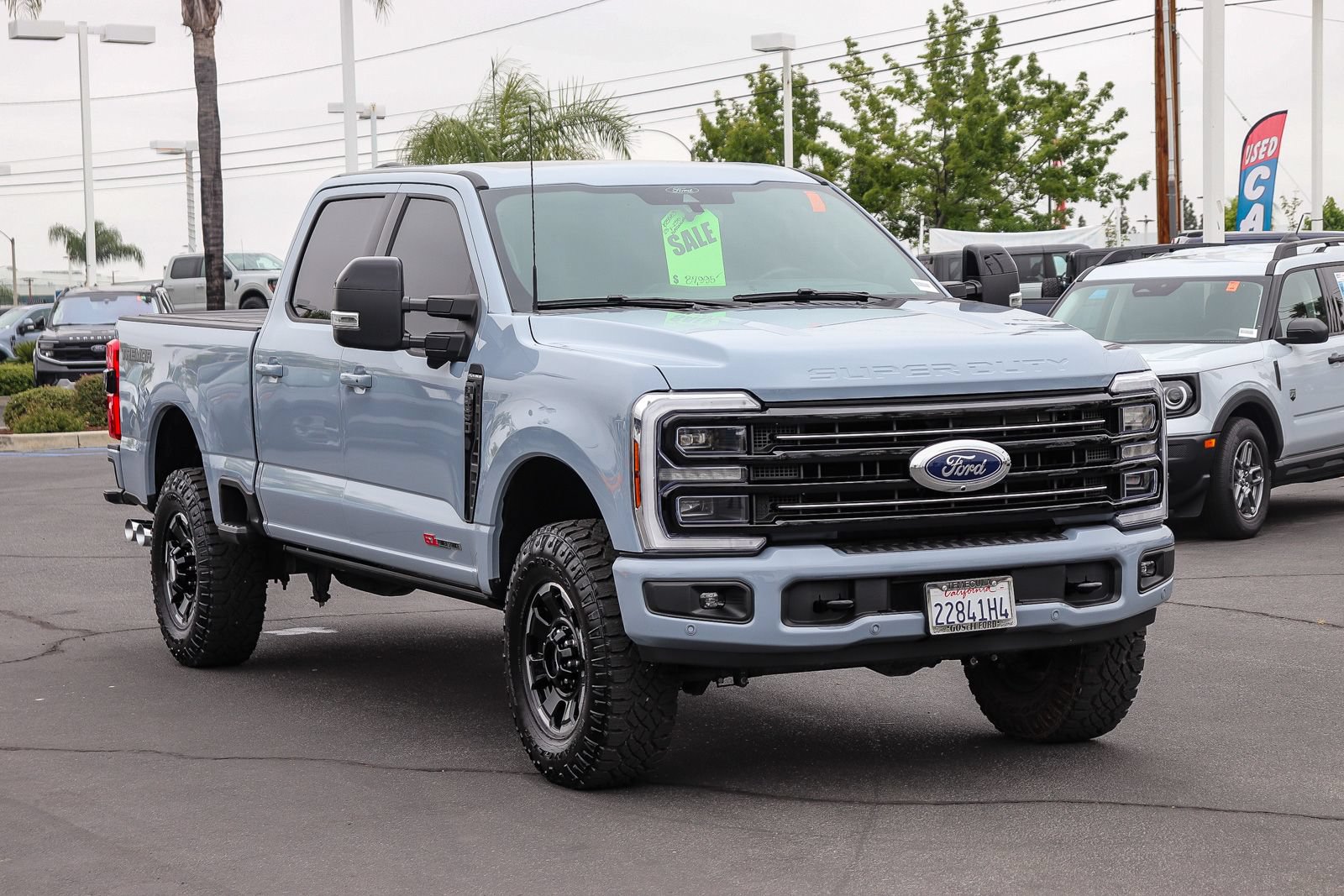 Certified 2025 Ford F250 Platinum w/ Tremor Off-Road Package AWD/4WD image 3