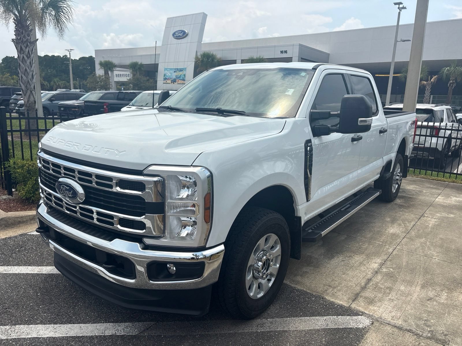 Certified 2024 Ford F250 XLT w/ FX4 Off-Road Package AWD/4WD image 15
