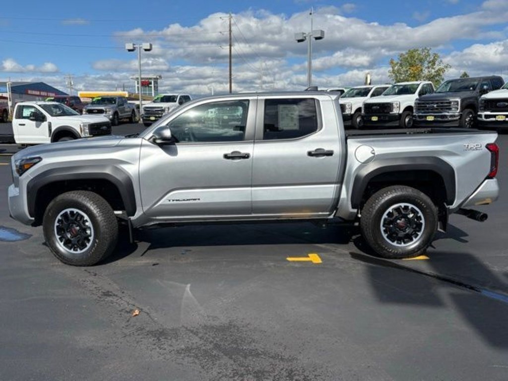 Used 2024 Toyota Tacoma 4x4 Double Cab image 12