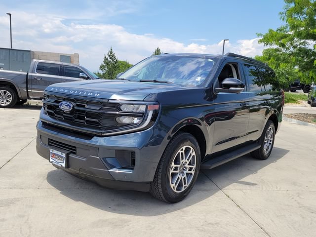 Certified 2025 Ford Expedition Active AWD/4WD image 4