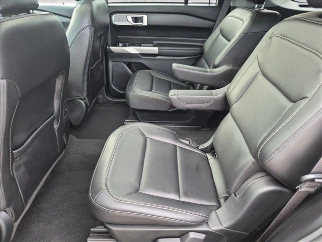 Certified 2023 Ford Explorer XLT w/ Equipment Group 202A AWD/4WD image 21