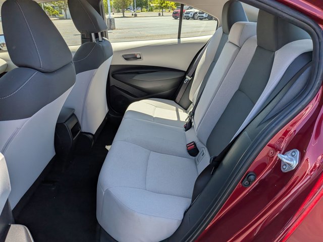 Used 2022 Toyota Corolla LE FWD image 27