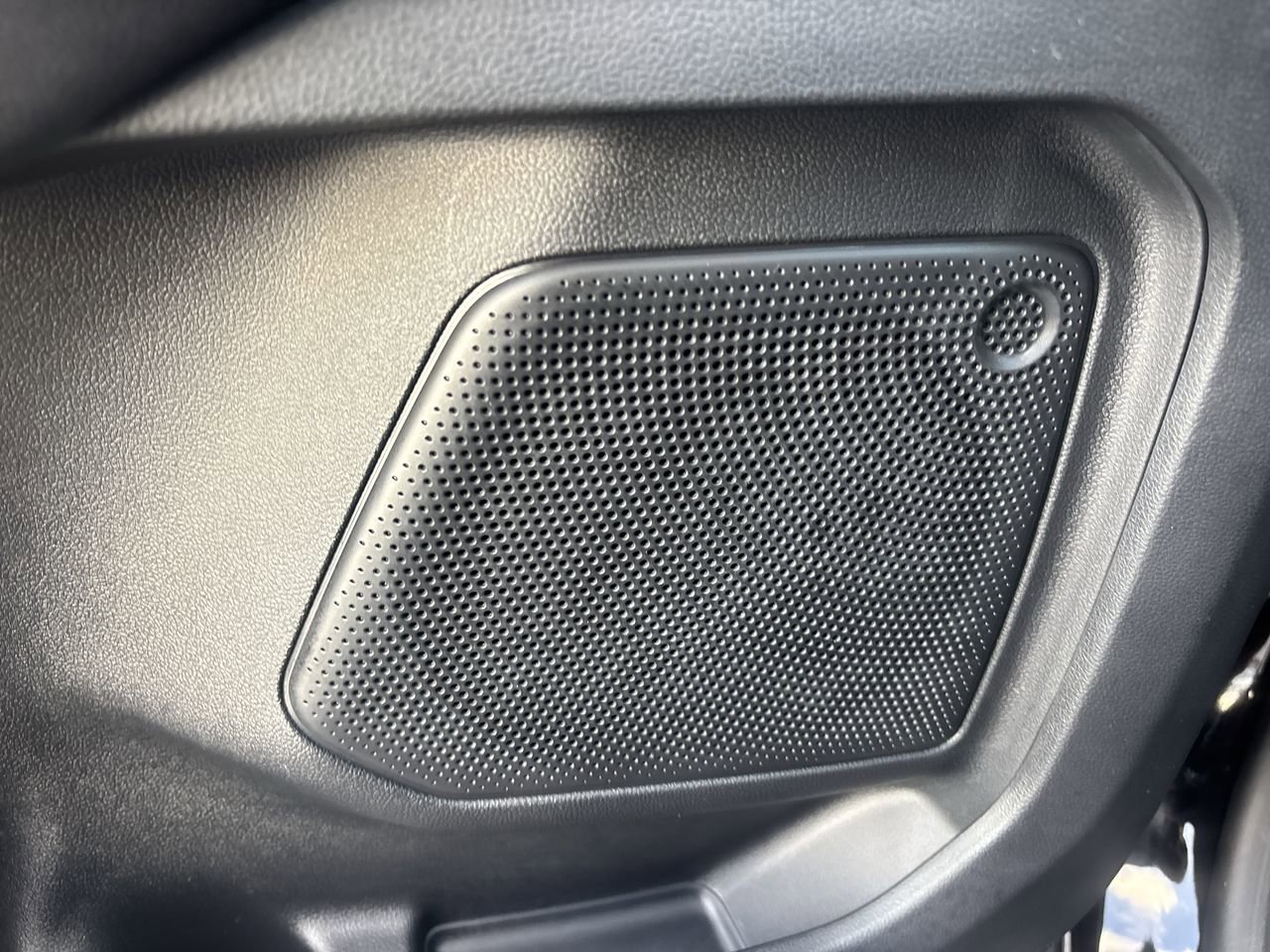 Certified 2022 Ford Escape Titanium image 19