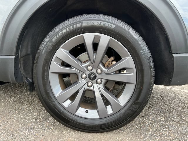 Certified 2023 Ford Explorer XLT w/ Equipment Group 202A AWD/4WD image 15