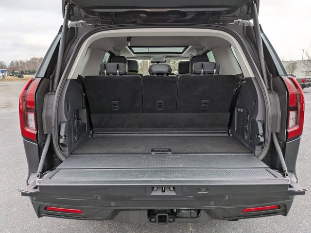 Certified 2025 Ford Expedition Active image 30