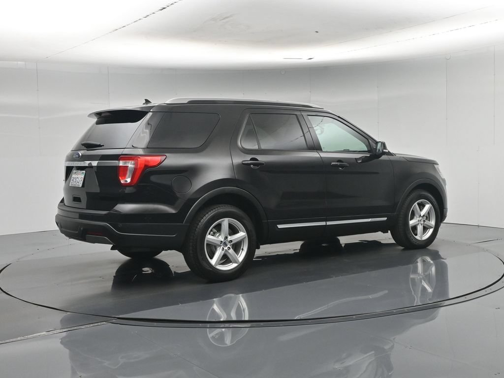 Certified 2019 Ford Explorer XLT FWD image 34