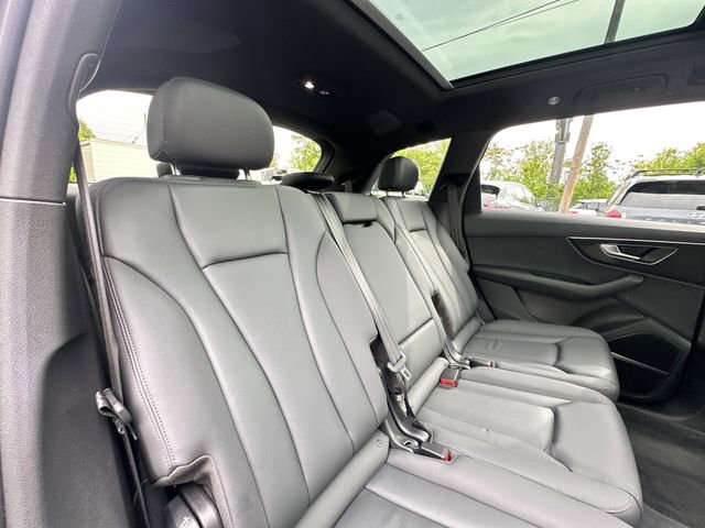 Used 2022 Audi Q7 3.0T Premium Plus w/ Premium Plus Package AWD/4WD image 37