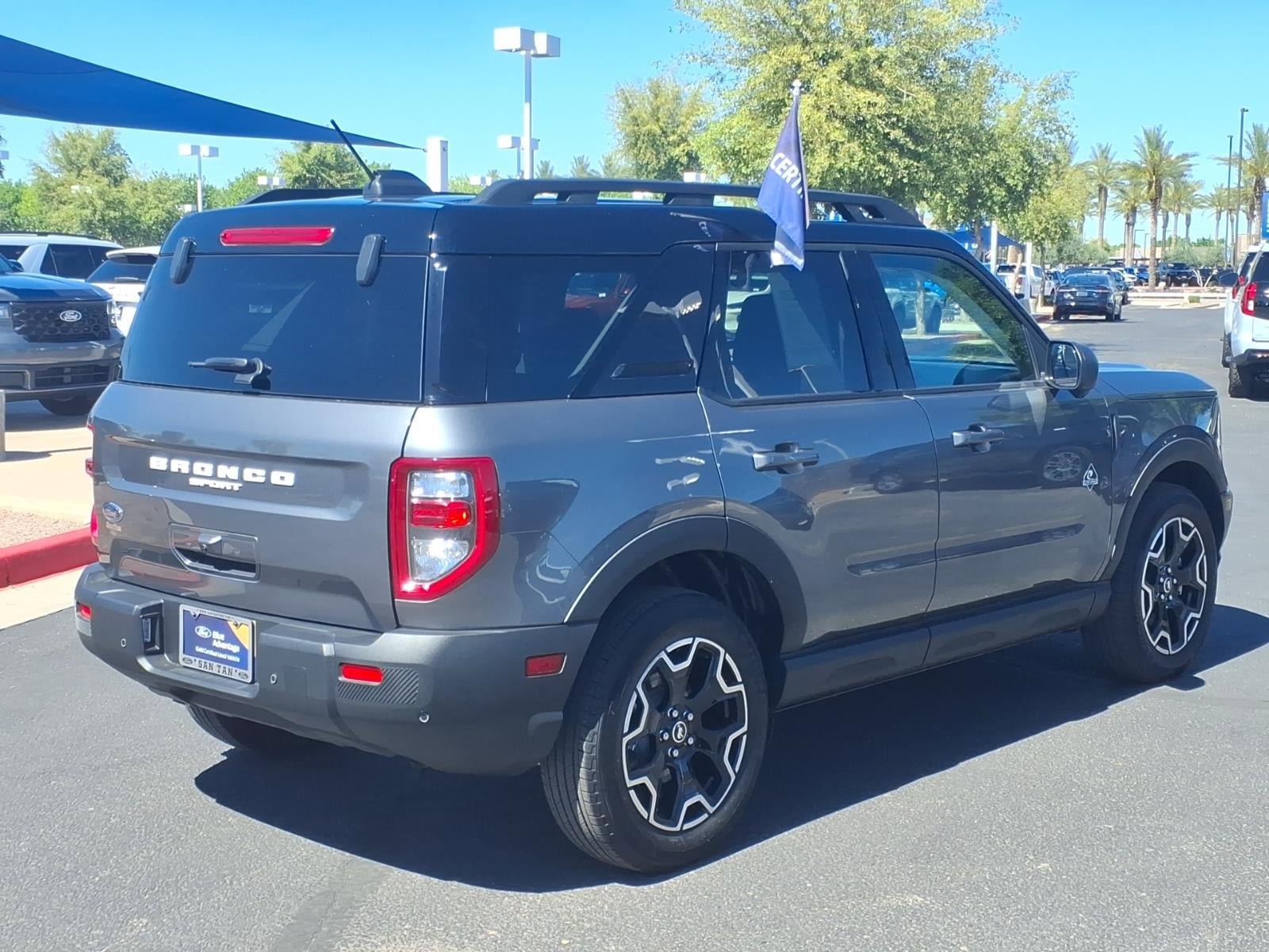 Certified 2025 Ford Bronco Sport Outer Banks w/ Outer Banks Tech Package+ AWD/4WD image 4