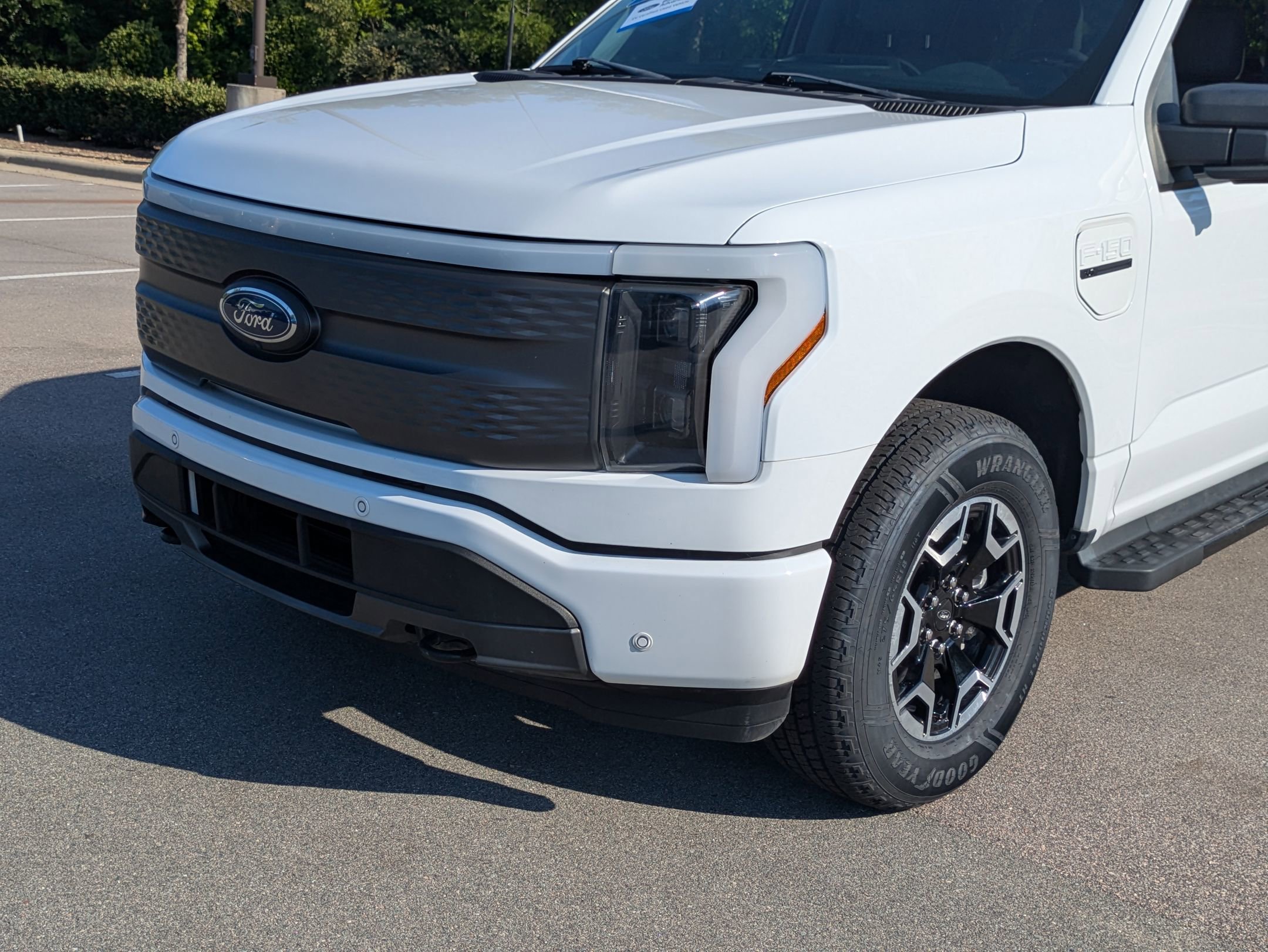 Certified 2023 Ford F150 Lightning XLT w/ Tow Technology Package AWD/4WD image 10