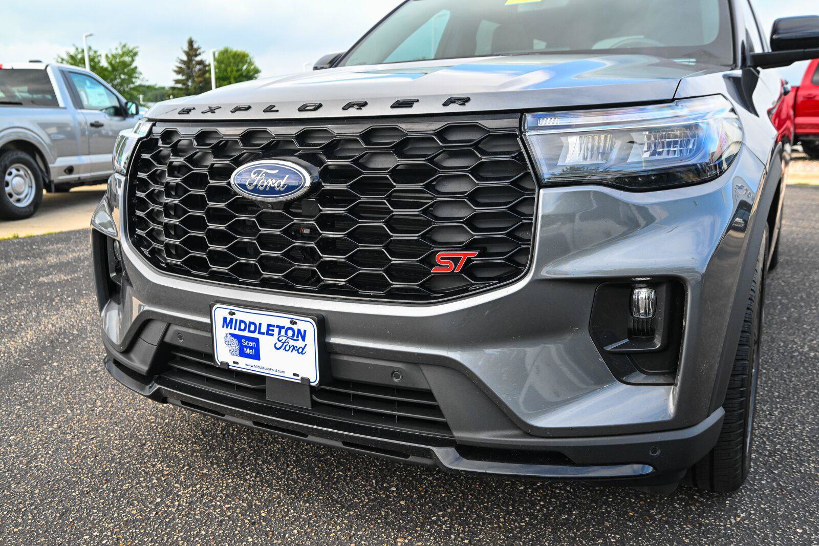Certified 2025 Ford Explorer ST w/ Sun And Sound Package AWD/4WD image 11