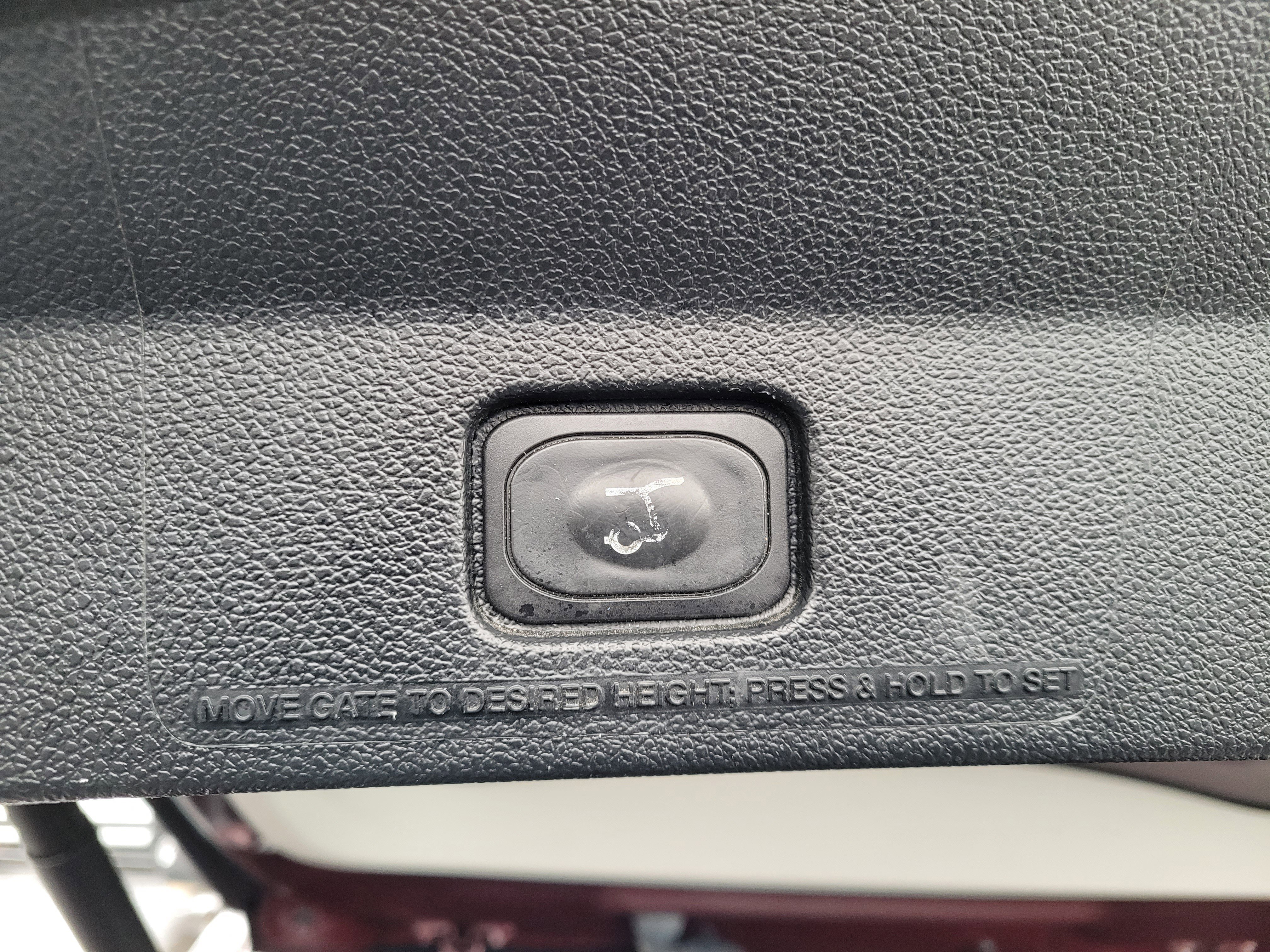 Certified 2019 Ford Explorer Platinum image 34