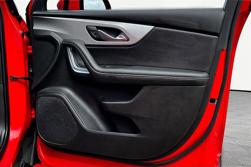 Used 2023 Chevrolet Blazer LT image 24