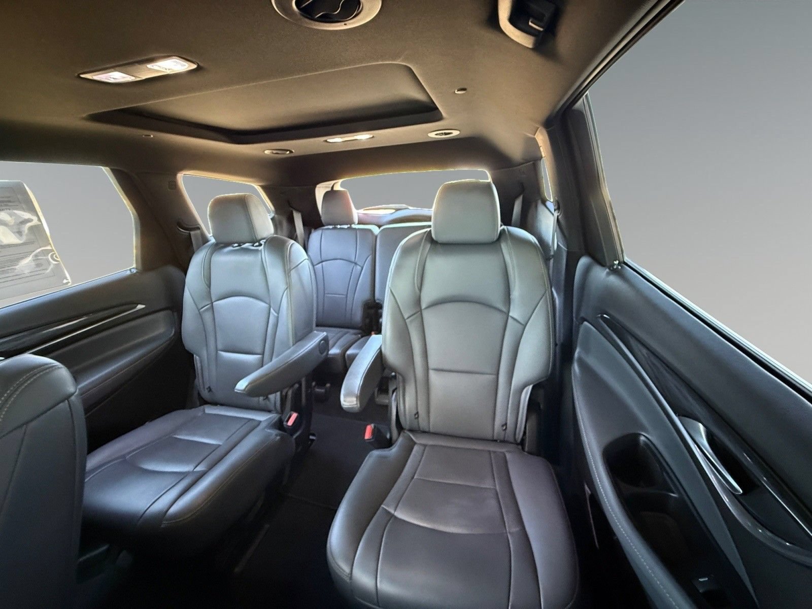 Used 2023 Buick Enclave Essence w/ Experience Buick Package FWD image 18