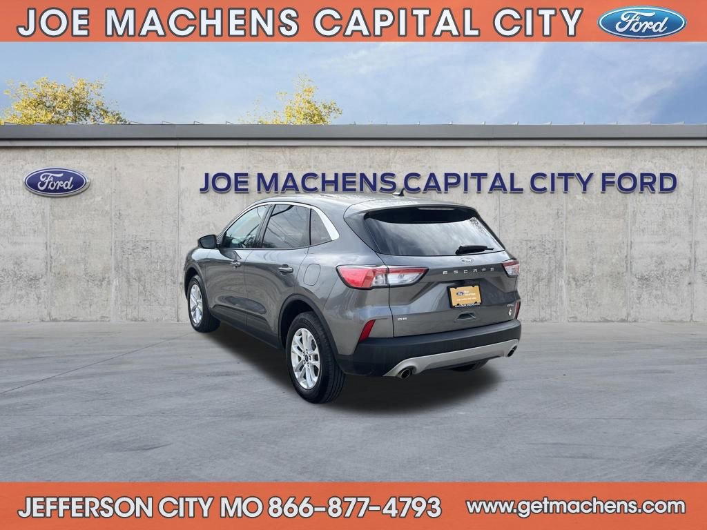 Certified 2022 Ford Escape SE image 3