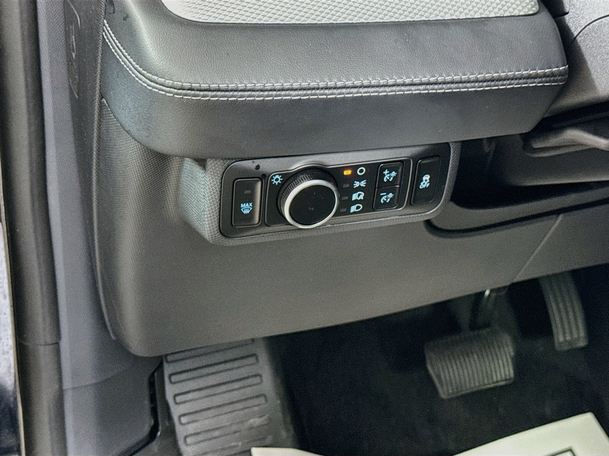 Certified 2023 Ford Mustang Mach-E Select AWD/4WD image 14