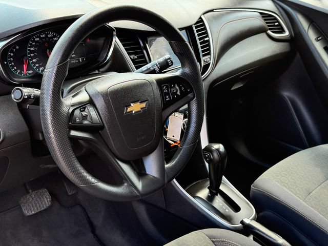 Used 2019 Chevrolet Trax LS w/ Tint and Cruise Package FWD image 17