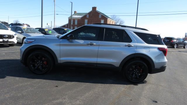 Certified 2023 Ford Explorer ST w/ Equipment Group 401A image 2