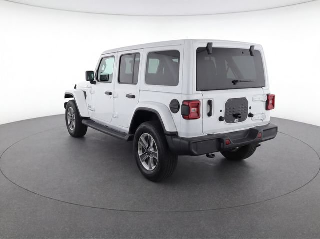 Used 2020 Jeep Wrangler Unlimited Sahara AWD/4WD image 3