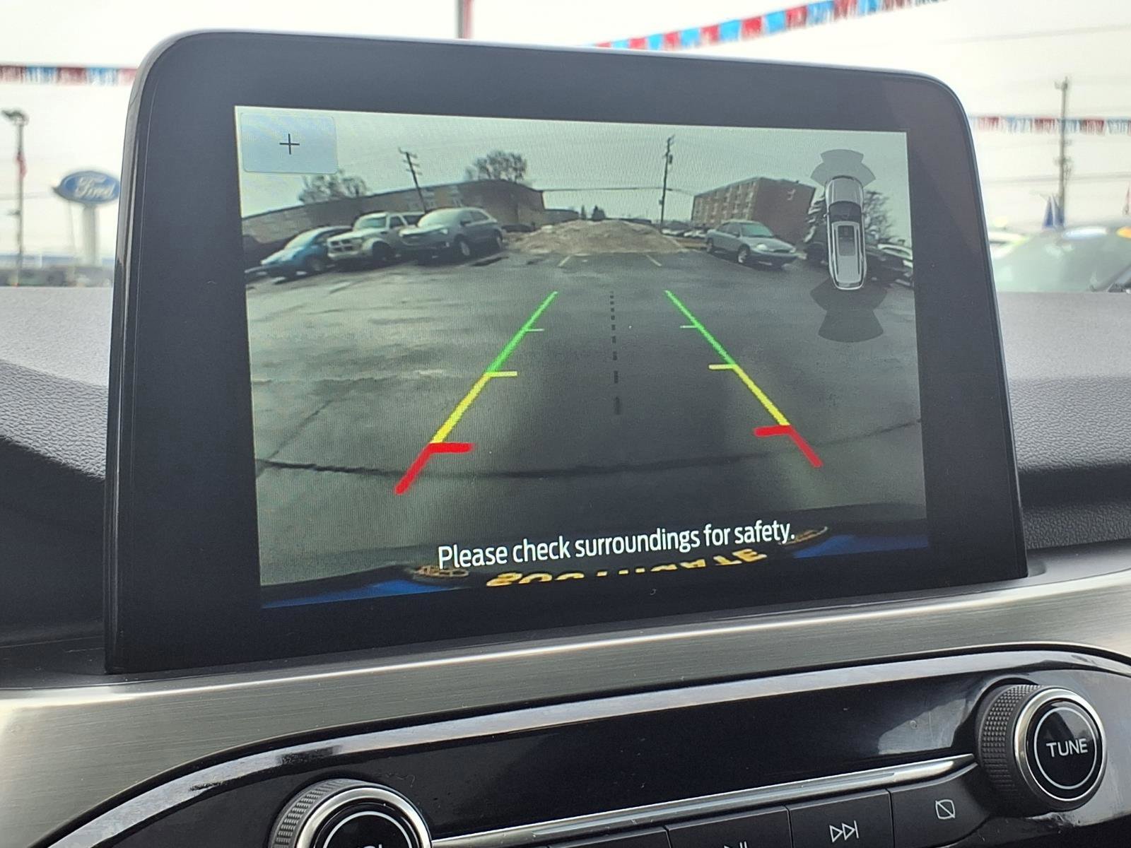 Certified 2022 Ford Escape Titanium w/ Class II Trailer Tow Package image 13