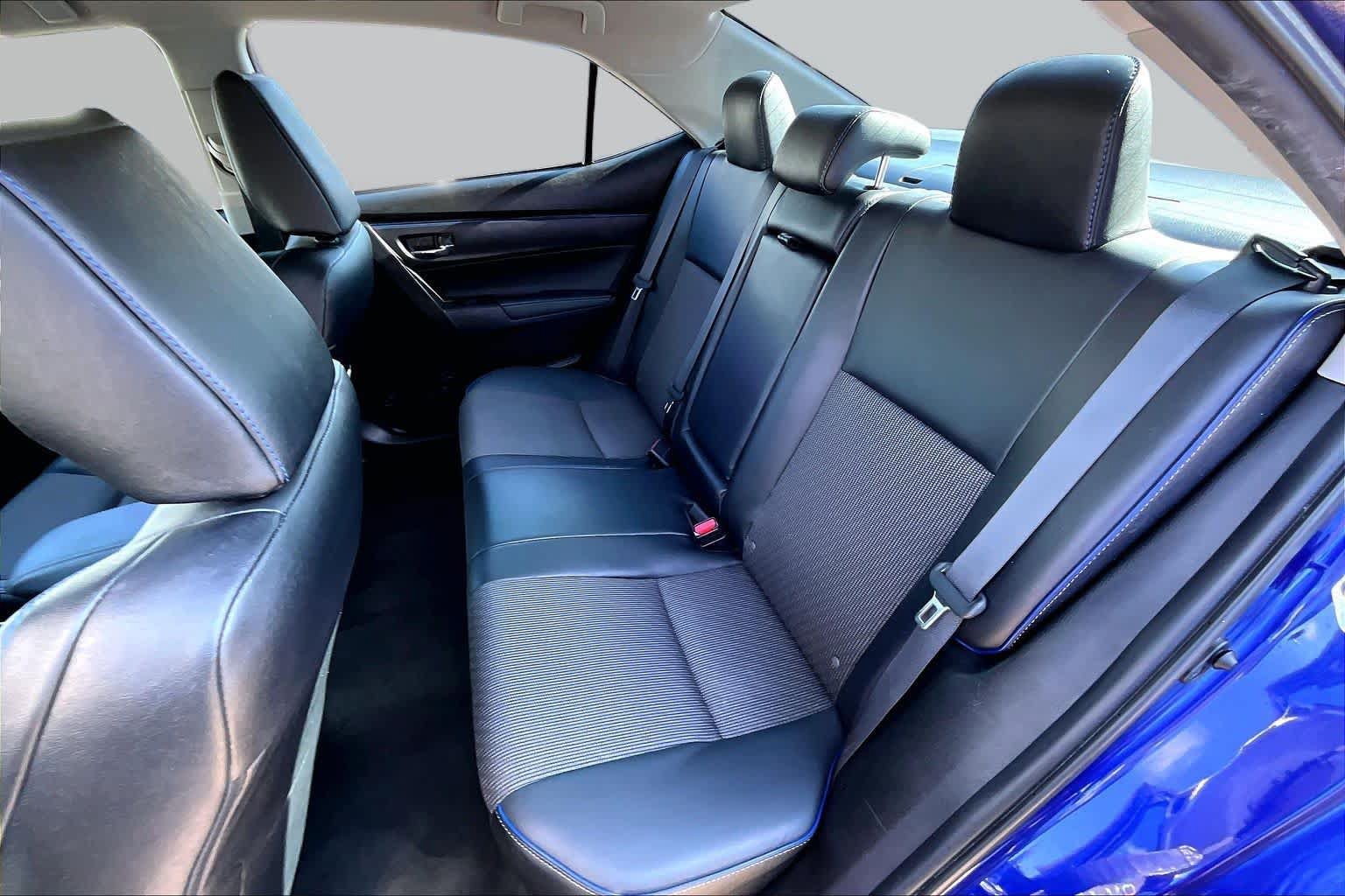 Used 2017 Toyota Corolla SE FWD image 21
