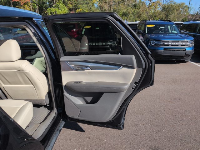 Used 2021 Cadillac XT5 Premium Luxury w/ LPO, Floor Liner Package FWD image 16