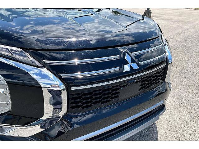 Used 2025 Mitsubishi Outlander SE FWD image 27