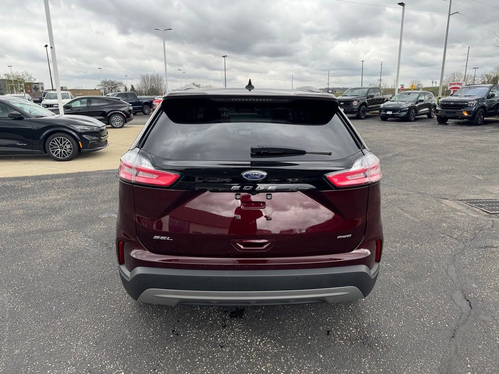Certified 2024 Ford Edge SEL w/ Convenience Package AWD/4WD image 6