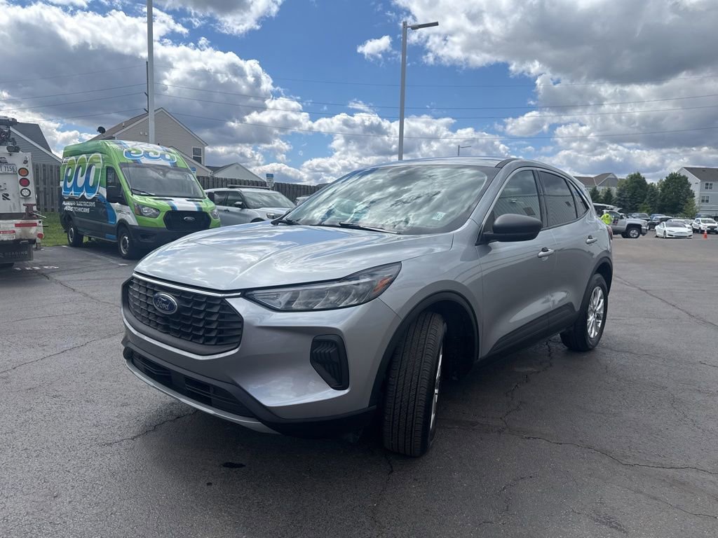 Certified 2023 Ford Escape Active AWD/4WD image 8