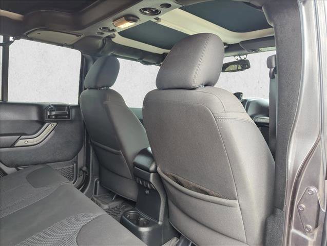 Used 2017 Jeep Wrangler Unlimited Sport image 19