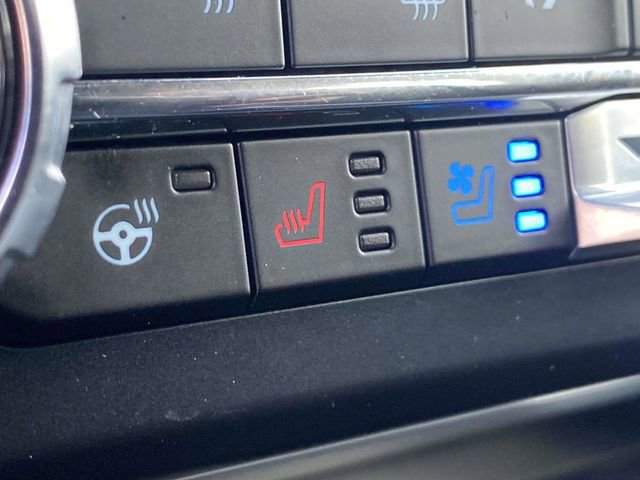 Certified 2025 Ford F250 Platinum image 32