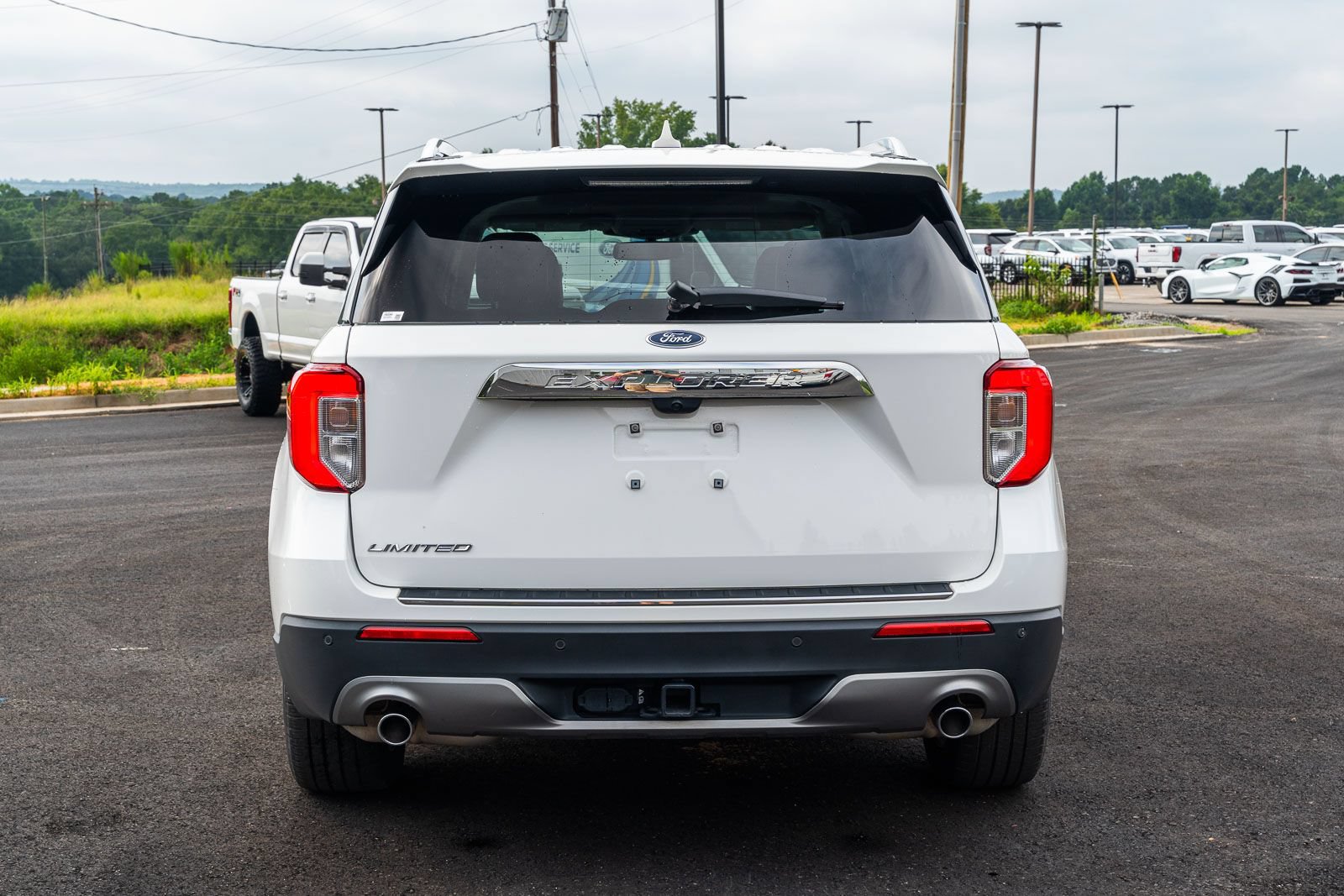 Certified 2023 Ford Explorer Limited w/ Equipment Group 301A RWD image 6