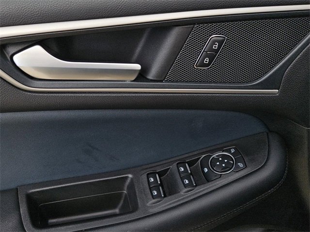 Certified 2024 Ford Edge SEL w/ Sport Appearance Package image 27